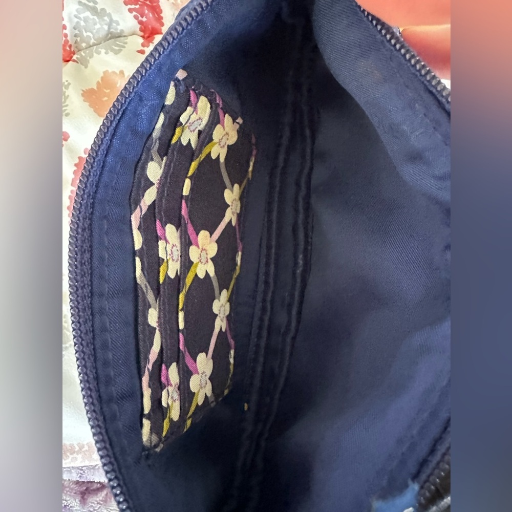 Vera Bradley wristlet - Picture 4 of 4